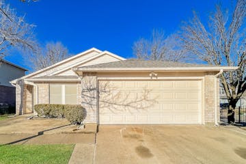 101 CRYSTALWOOD DR MESQUITE, TX 75149